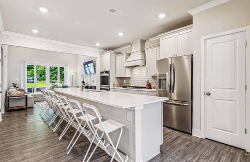 Frankford House | Ocean View Getaway: Pool & Grill