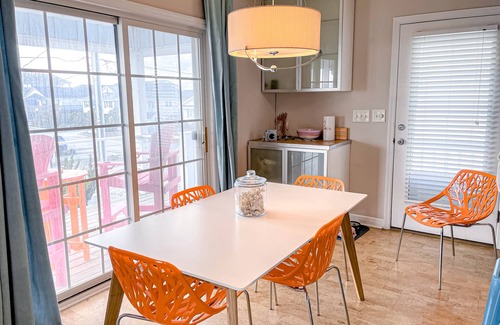 Surf City House | Ocean-view home 1 block from the beach with covered deck, patio, & EV charger