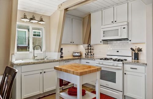 Oceano House | Ocean View Home With Fun Deck & Just Steps To The Beach - Sleeps 10