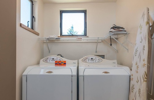 Sea Ranch House | Ocean View House | Short Walk to Tide Pool, Hot Tub & Pet Friendly