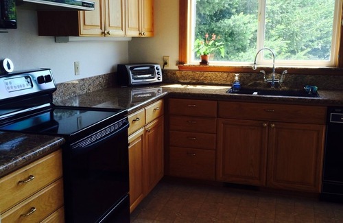 Gold Beach House | Ocean View House, Walking distance to Beach, with Outside Hot Tub and Back Yard.