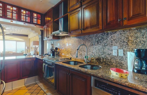 Amapas Condo | Ocean View in Estrellita Del Mar 202 2BD Condo for rent in Amapas, Puerto vallar