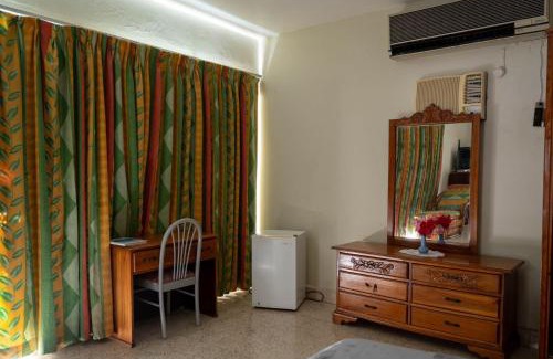 Montego Bay House | Ocean View King Room at Sahara Hotel