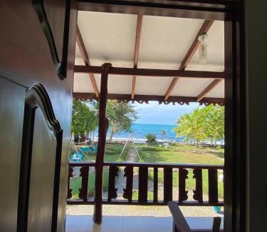 Cahuita Hotel | Ocean View Lodge