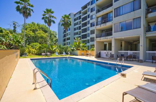 Hilo Apartment | Ocean view Mauna Loa Shores Kai Ekahi #201 next to Carlsmith Beach Park Hilo HI