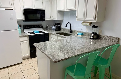 Miramar Beach Condo | Ocean View Miramar Beach Condo, Heated Pool Hot Tub, Trained Pets welcome