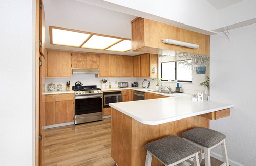 Cayucos House | Ocean View Monthly Rental - just a Stone's Throw from the beach!