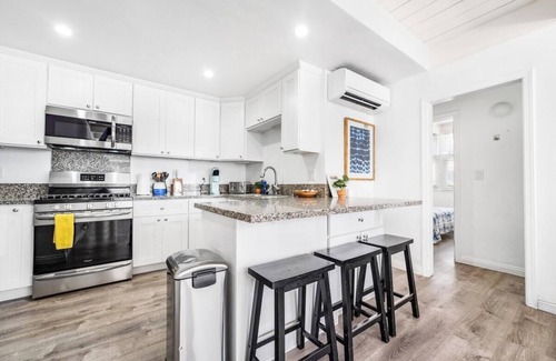 Mission Beach Apartment | Ocean View Pad Mission Beach Parking Surfboards