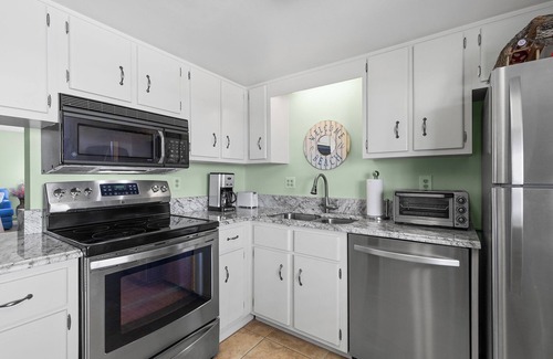 New Smyrna Beach Condo | ✨Ocean View, Perfect for Couples Retreat-Chateau by the Sea 34B✨