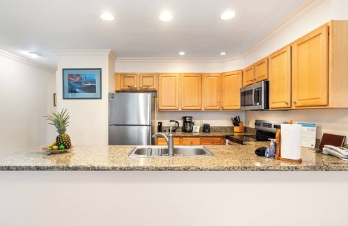 Kailua-Kona Condo | 🏖️Ocean View | Pool & BBQ Area