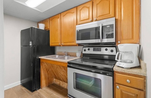 Myrtle Beach Hotel | Ocean View Retreat: Includes Breakfast 10th Flr
