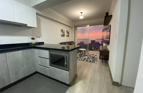 Miraflores Apartment | Ocean-view Rooftop Equipped Apartment by SweetHome