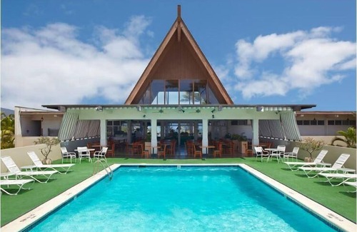 Kahului Apartment | Ocean View Room w/WiFi, Private Lanai, & Beautiful Views of the Pacific