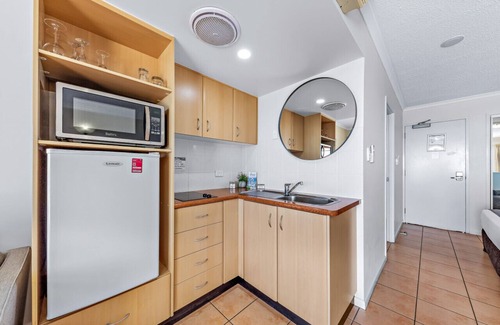 Airlie Beach Apartment | Ocean View studio unit