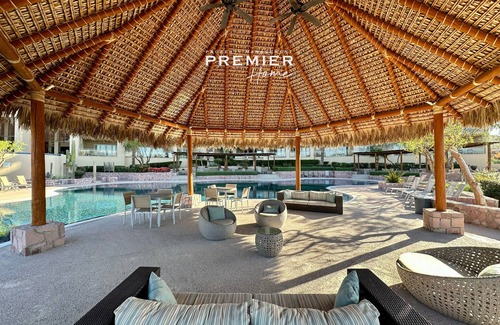 La Paz Apartment | Ocean View Suite 102 at Puerta Cortés