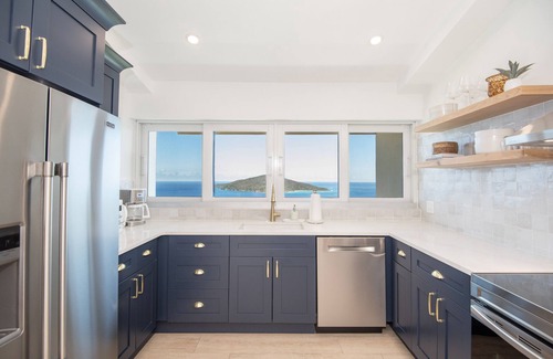 Estate Lovenlund Condo | Ocean View Suite - Luxury Living w/3 beds!