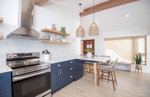 Estate Lovenlund Condo | Ocean View Suite - Luxury Living w/3 beds!