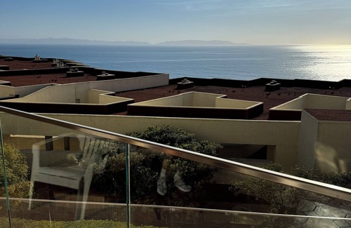 Rancho Palos Verdes Apartment | Ocean View 2bedroom condo in Palos Verdes. Near Golf Course. Pool, gym & courts