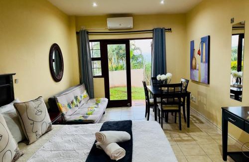 Port Edward Apartment | Ocean View Villa Studio Apartment A01