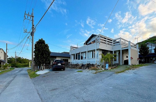 Sakimotobu Villa | Ocean View Villa with Free Snorkel gear & Diving Discount