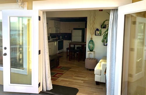 Avila Beach Apartment | OCEAN VIEWS! 2BED/BATH BEACH FLAT 1 BLOCK TO THE BEACH.(noise sensitive complex)