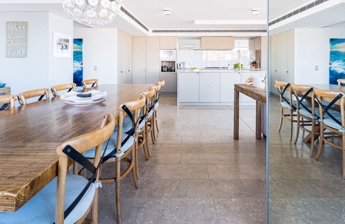 Bondi Beach Apartment | Ocean views and world class resort living on Bondi Beach