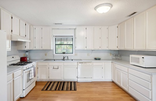 Folly Beach House | Ocean views from deck & multiple rooms, Pet Friendly, Beach access 2 houses away - Sy's Folly