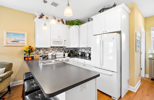 Holgate House | Ocean Views without Oceanfront Prices, just steps from the Beach with Lifeguards