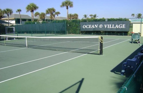 Fort Pierce Condo | Ocean Village Beach Condo and Golfcourse Resort