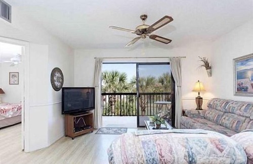 St. Augustine Apartment | Ocean Village Club E35, Two Bedroom, 2 Bath, Upgraded, Pool View