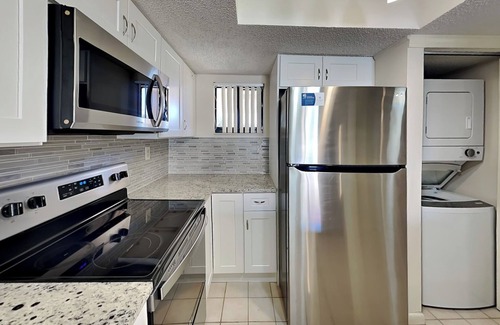 Butler Beach Condo | Ocean Village Club P32 | Pet-Friendly Oceanfront Condo with Balcony + Pool
