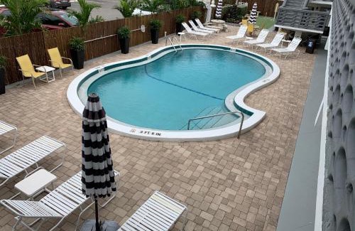 Deerfield Beach Hotel | Ocean Villas of Deerfield