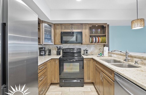 St. Augustine Beach Condo | Ocean Villas 15 Updated Condo with Ocean view, pet friendly