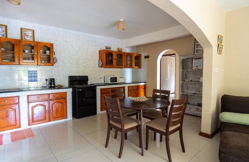 Mahe Island Apartment | OCEAN VISTA