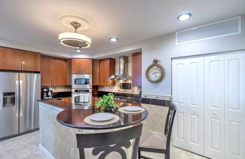 Daytona Beach Condo | Ocean Vistas 902 Luxury 4 Bed 3 Bath Oceanview Condo New on the Market. Sleep 12