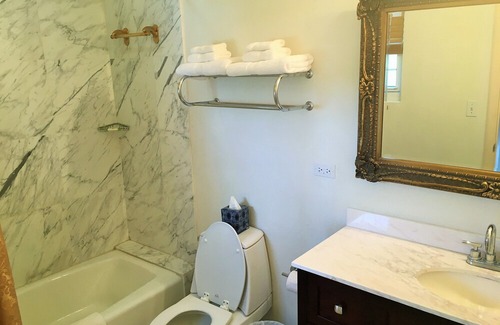 Nassau Hotel | Ocean West Boutique Hotel