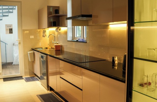 Thrissur District House | Ocean Whisper Luxury Beach Villa with sea view from every room