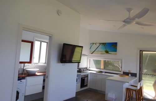 Woolgoolga House | 'Ocean Whispers' Studio Guesthouse