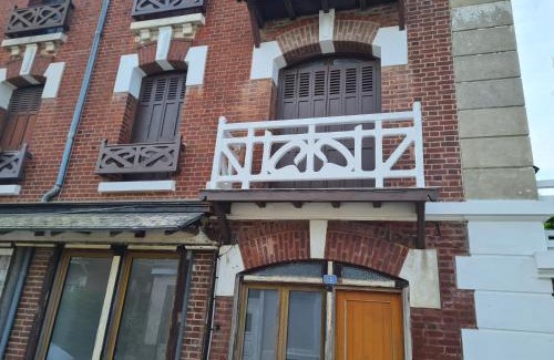 Mesnil-Val-Plage Apartment | Ocean1