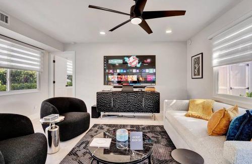 Poinsettia Heights Apartment | Oceana @ Casa Del Sol