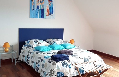 Plogoff House | OCEANE/FRAMBOISE BED AND BREAKFAST WITH SEA VIEW 4 KMS FROM POINTE DU RAZ PLOGOFF
