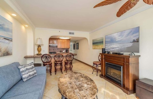 Myrtle Beach Condo | Oceanfrnt Penthouse, Walk to attractions & dining