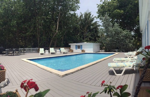 Islamorada House | Oceanfront 165ft beach-Dock-Heated pool-4K sq.ft 4 bed/5 bath-Next avail 8.9.25