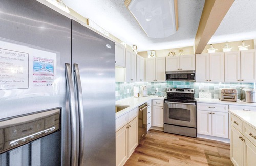 West Panama City Beach Condo | Oceanfront, 1st Floor (Lower), Fully-Updated, Luxurious 3-BR, 3-Bath Condominium