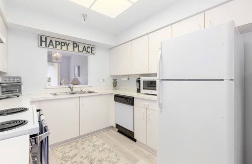 Palm Coast Condo | Oceanfront 2/2 Condo; Short walk to Pool & Beach! .