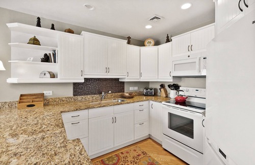North Forest Beach Condo | OCEANFRONT 2BR VILLA WITH POOL, BEACH ACCESS & RESORT AMENITIES HILTON HEAD