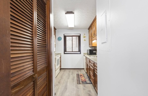 Garden City Condo | Oceanfront 2BR- Short Drive to Dining/shops -MPA12