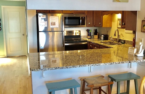 Garden City Condo | Oceanfront 3 bed/bath condo-Seamaster- in Garden City Beach with pool and deck