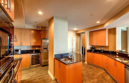 Daytona Beach Condo | Oceanfront 3BD/2.5BA with Huge Balcony @ Ocean Vistas 805