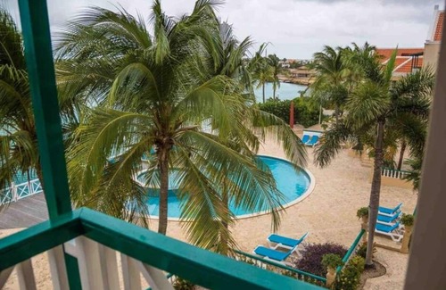 Playa Condo | OceanFront Apartment, newly renovated (2021)
